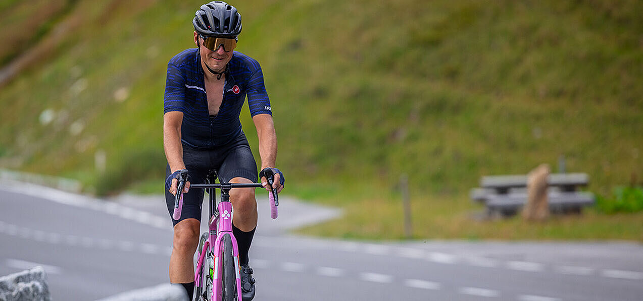 Rennrad Pastor Mit dem Fahrrad zum Papst