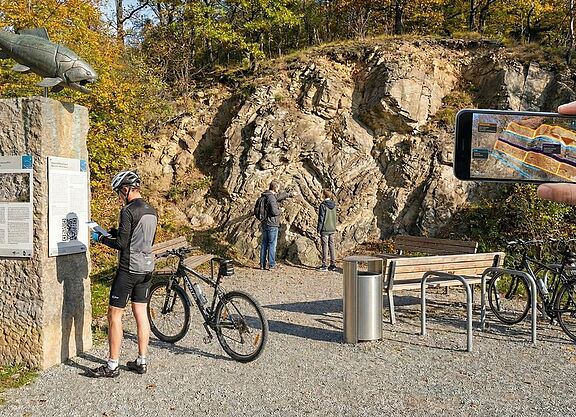 Illustration einer Erlebnisstation an der Ozeanroute Illustration einer Erlebnisstation an der Ozeanroute
